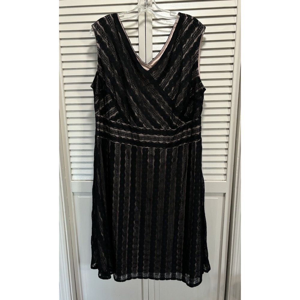 Signature Harper Lace Black Lined Sleeveless Dress‎ Long Size 20W Side Zip